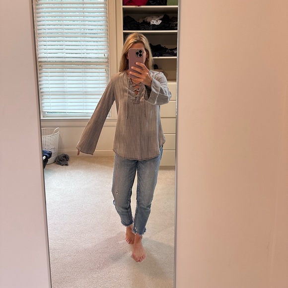 Bella Dahl long sleeve tie front shirt, size small - Picture 4 of 4